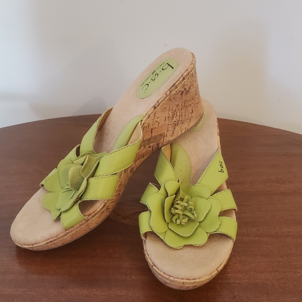 b.o.c wedge sandals